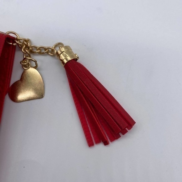 Minimalist Purse with Tassel and Golden Heart Red - Picture 2 of 4